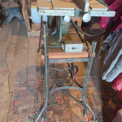 Vintage Sears Craftsman bench table saw