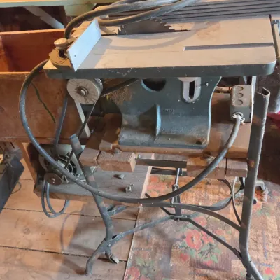 Vintage Sears Craftsman bench table saw