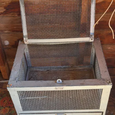 Two small wire cages - great for transporting small animals - Wahmann