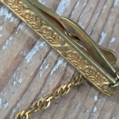 Vintage men's Gold toned Tie clips and more