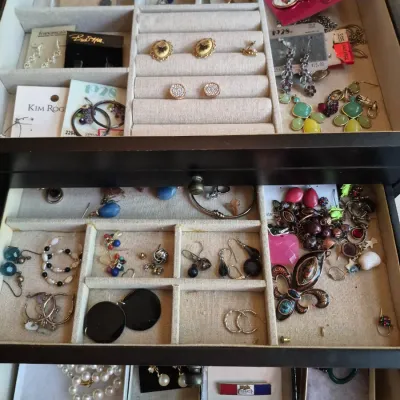 Sale Photo Thumbnail #66