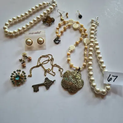 Sale Photo Thumbnail #88