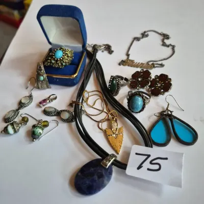 Sale Photo Thumbnail #106