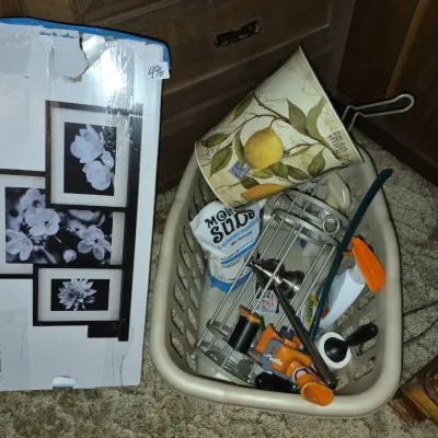 Sale Photo Thumbnail #828