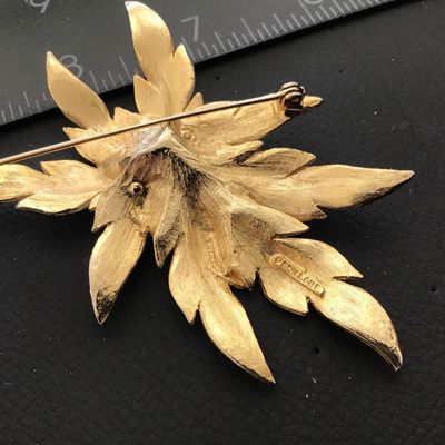 Park l’âne Vintage Gold toned White Enamel Floral spray Brooch