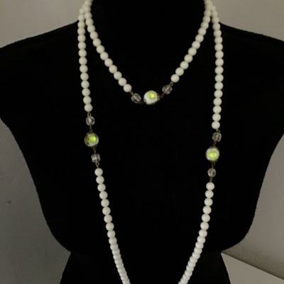 Beautiful, vintage White Milk Glass LAMPWORK Style Beads With White Faux and Crystal Necklace
