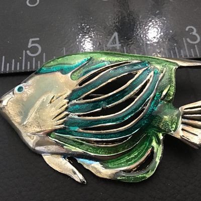 Silver Tone Vintage Enamel Angel Fish Brooch pin