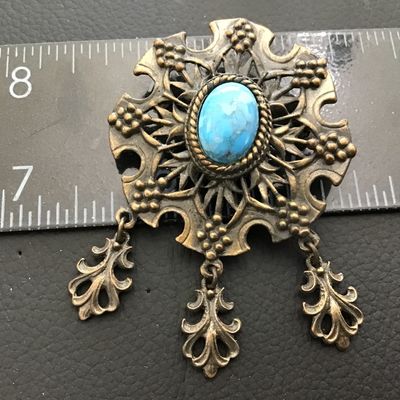 Beautiful Ornate Turquoise Cabochon Leaf Dangle Tassels Brass Tone Vintage
