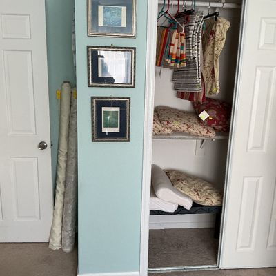 Sale Photo Thumbnail #51: Linens, framed pictures, fabric