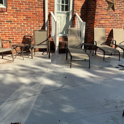 Sale Photo Thumbnail #61: Patio furniture 