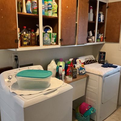 Sale Photo Thumbnail #54: Cleaning supplies, etc.