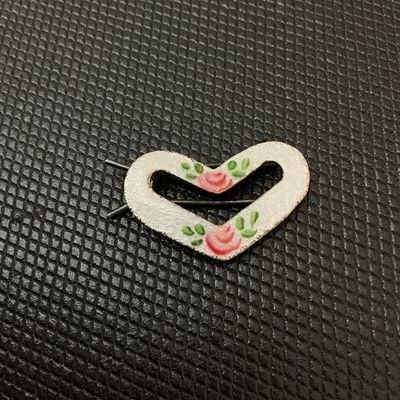 Vintage Heart-Shaped Enamel Floral Brooch Pin