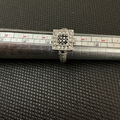 Sterling Silver Black and Clear Stone Square Cluster Ring Size 7.5