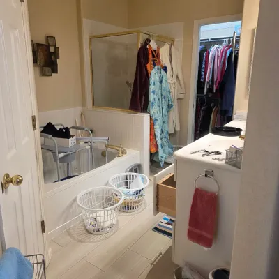 Sale Photo Thumbnail #358