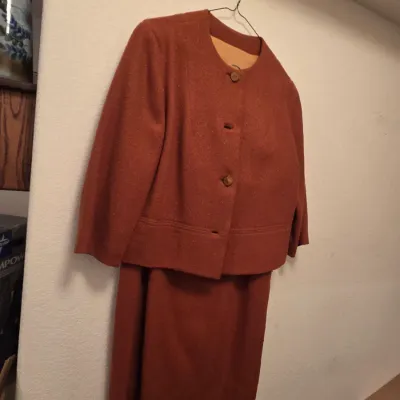 Sale Photo Thumbnail #105