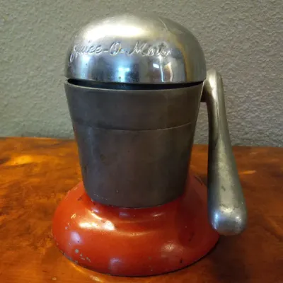 Art Deco 1930's Rival Tilt-Top Juice-O-Mat Citrus Juicer Red Chrome