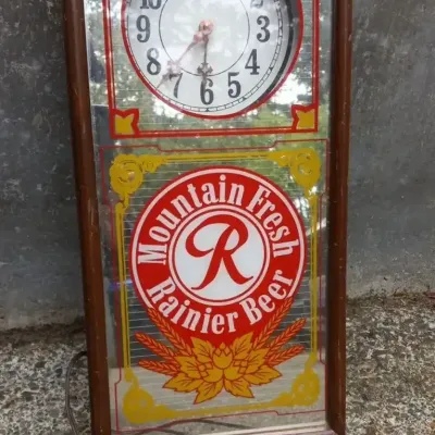 Rainier Beer Illuminated Mirror Clock 