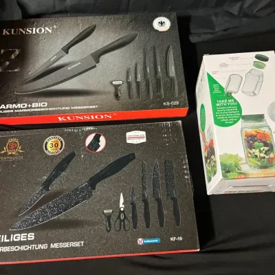 Knives And Salad