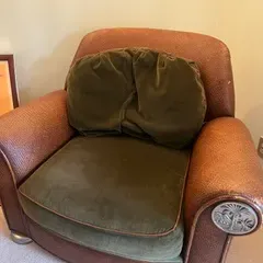 Sale Photo Thumbnail #7: Chair was used in the Denver Country Club 