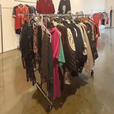Sale Photo Thumbnail #154
