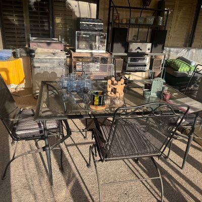 Estate sale photo