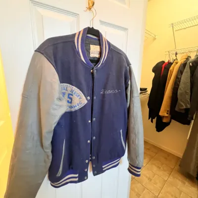 Sale Photo Thumbnail #156