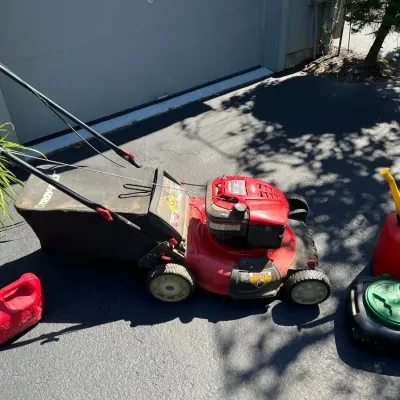 LAWN MOWER