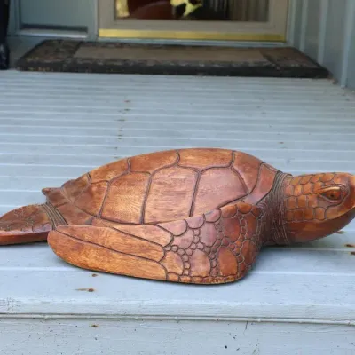 CARVED SEA TURTLE