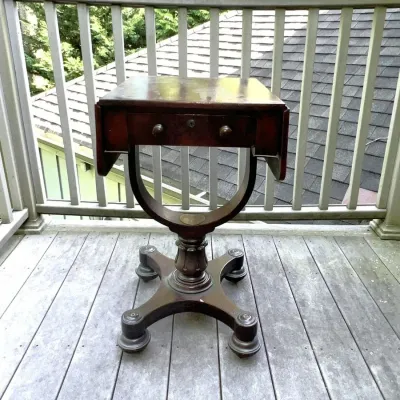 ANTIQUE DROP LEAF TABLE