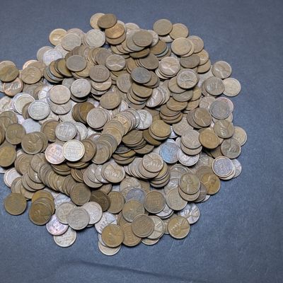 Sale Photo Thumbnail #401: (500) Assorted Lincoln Wheat Cents - Unsearched