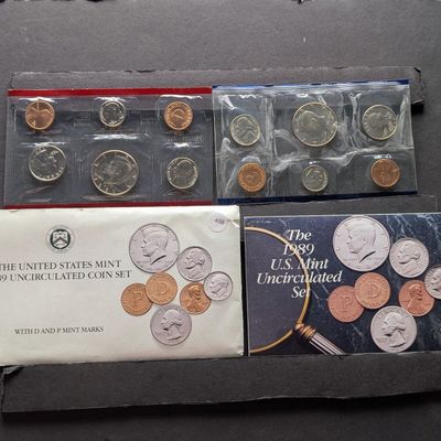 Sale Photo Thumbnail #307: 1989 P&D U.S. Mint Unc. Coin Set in OGP w/ COA