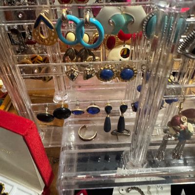 Sale Photo Thumbnail #146