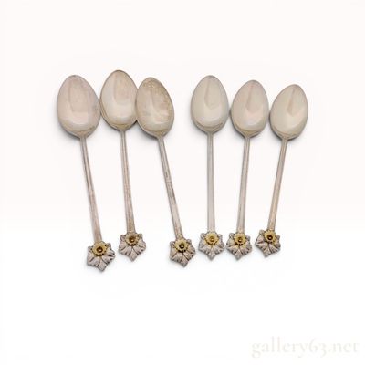 Sale Photo Thumbnail #321: A Set of Six Japanese Export Silver Demitasse Spoons