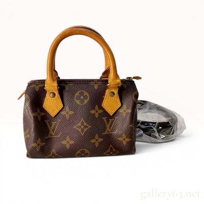 Sale Photo Thumbnail #339: Louis Vuitton Monogram Canvas Mini HL Speedy Handbag