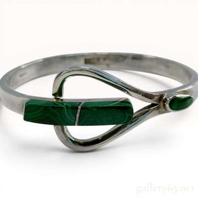 Sale Photo Thumbnail #90: Taxco Modernist Sterling Silver and Malachite Hinged Bangle Bracelet