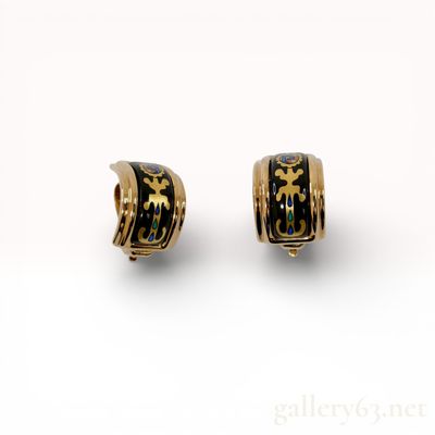 Sale Photo Thumbnail #605: A Pair of Hermes Enameled Gold-Tone Clip-On Hoop Earrings