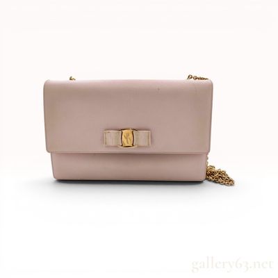 Sale Photo Thumbnail #386: Salvatore Ferragamo Ginny Vara Bow Saffiano Leather Shoulder Bag