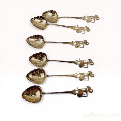 Sale Photo Thumbnail #157: Set of Six Indonesian Jogya.800 Silver Wayang Decorative Spoons