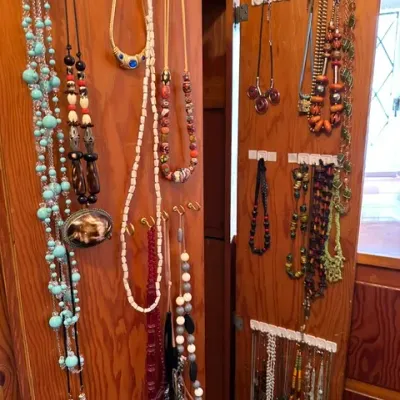 Sale Photo Thumbnail #190