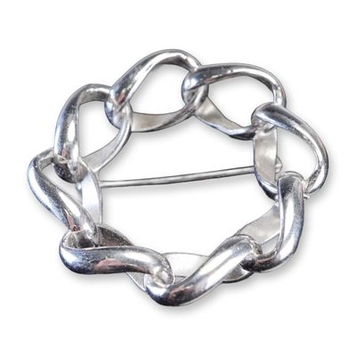 Sale Photo Thumbnail #199: Napier Silver Tone Link Circle Brooch