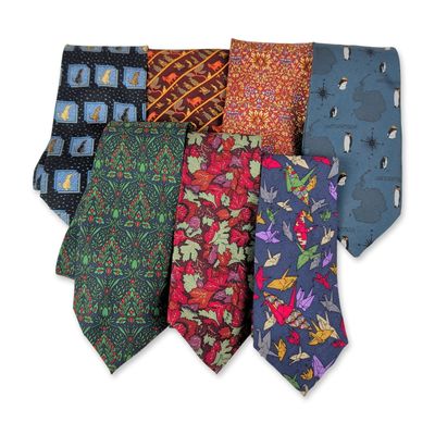 Sale Photo Thumbnail #135: 7pc Museum and Novelty Silk Neckties