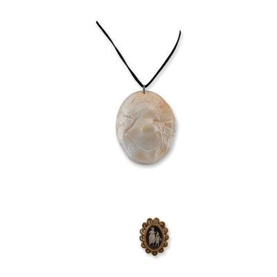 Sale Photo Thumbnail #66: 2pc M&M Scognamiglio Shell Cameo Pendant and Gold-plated Filigree Brooch