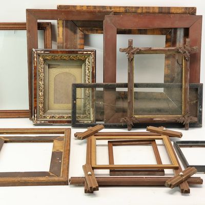 Sale Photo Thumbnail #306: Vintage Group of Assorted Wooden Frames
