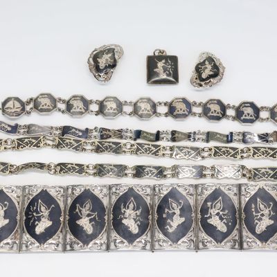 Sale Photo Thumbnail #73: Vintage Group of Assorted Siam Sterling Silver Bracelets