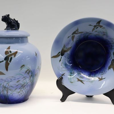 Sale Photo Thumbnail #128: Lucknow Sylvac Porcelain Ginger Jar and Bowl