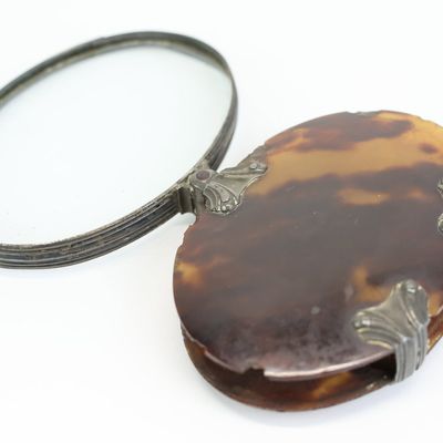 Sale Photo Thumbnail #37: Antique Silver Mounted Oval Compact Magnifying Glass