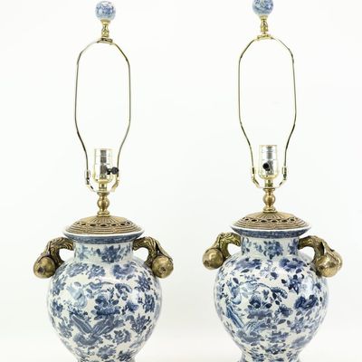 Sale Photo Thumbnail #365: Pair of Chinese Blue and White Porcelain Table Lamps