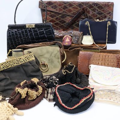 Sale Photo Thumbnail #106: Group Of Assorted Vintage Handbags