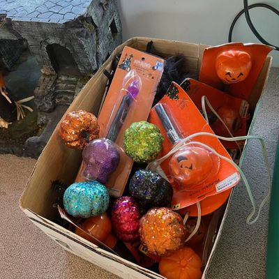 Sale Photo Thumbnail #532
