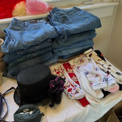 Sale Photo Thumbnail #125
